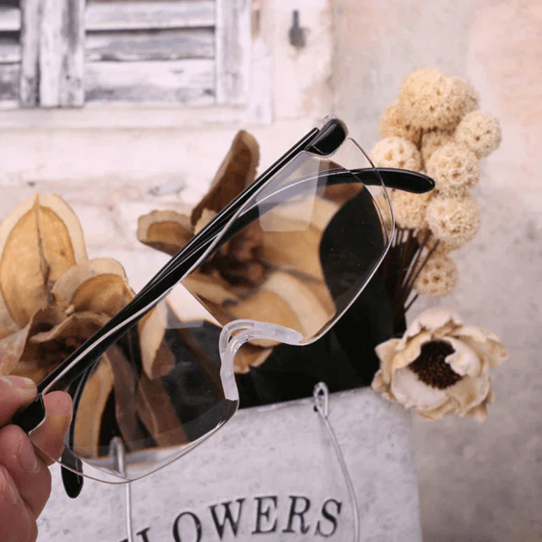 Magnifying Glasses +2.50 Magnification