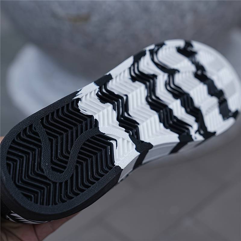 Colorful Low-Top Sneakers with All-Over Graphic Print