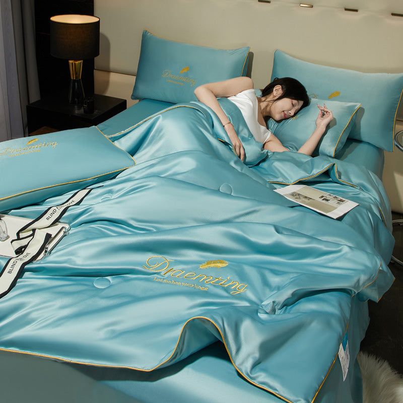 Cooling Ice Silk Comforter – Where Comfort Meets Cooling