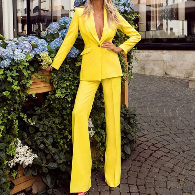 Elegant Women's Blazer Suit - Stylish & Versatile Two-Piece Set