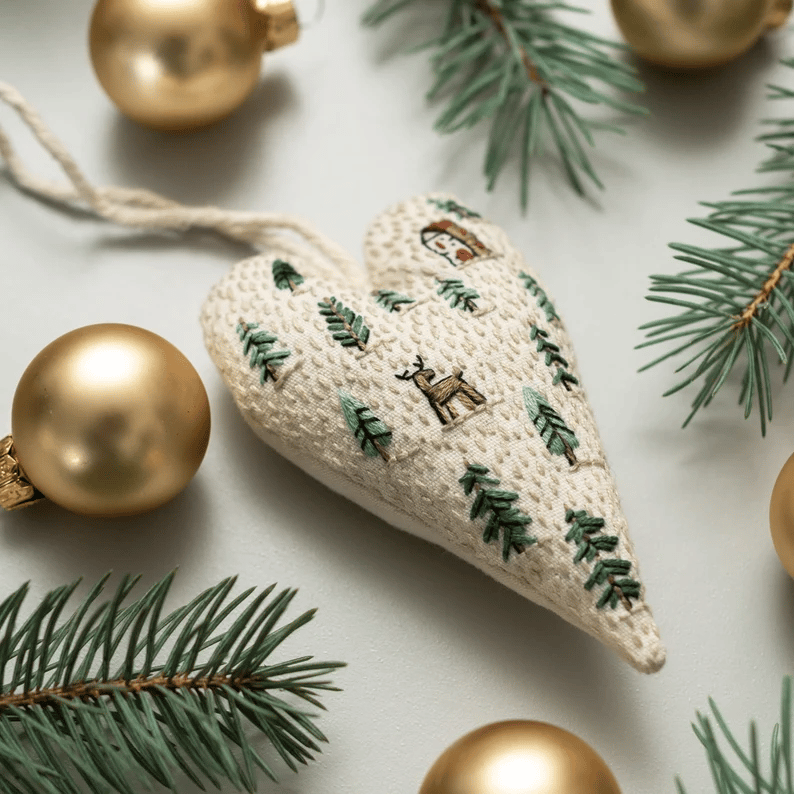 Heart Embroidery Set for Cosy Christmas Magic at Home