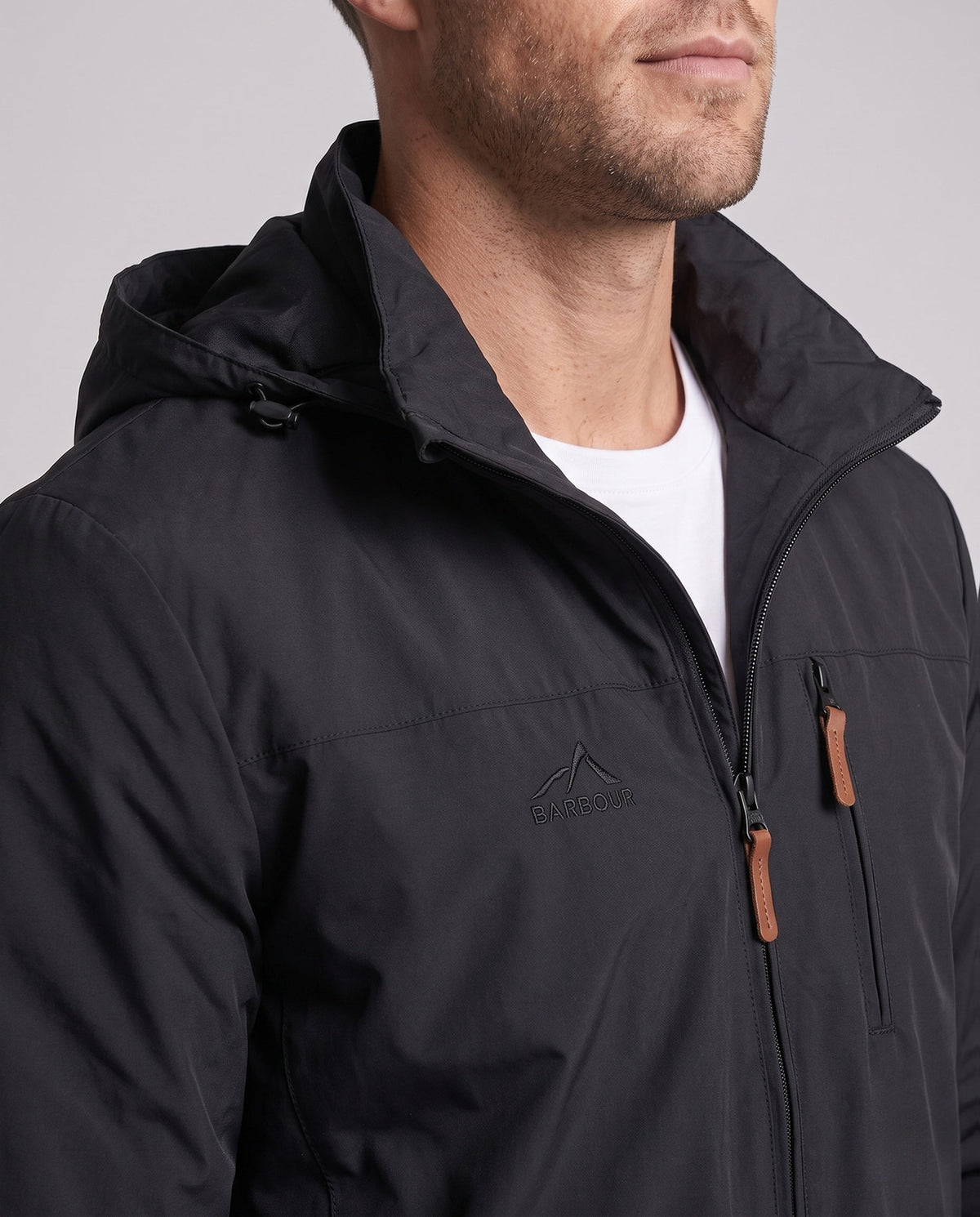 Men's Lightweight Outdoor Jacket with Hood and Zipper Pockets