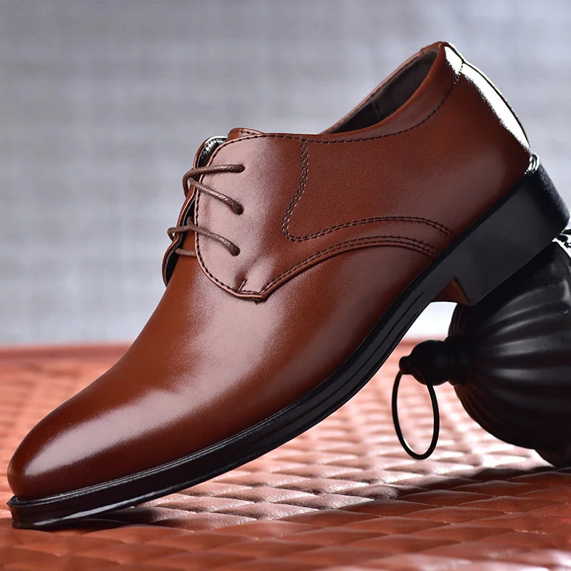 Men's Oxford Shoes with Comfortable Outsole