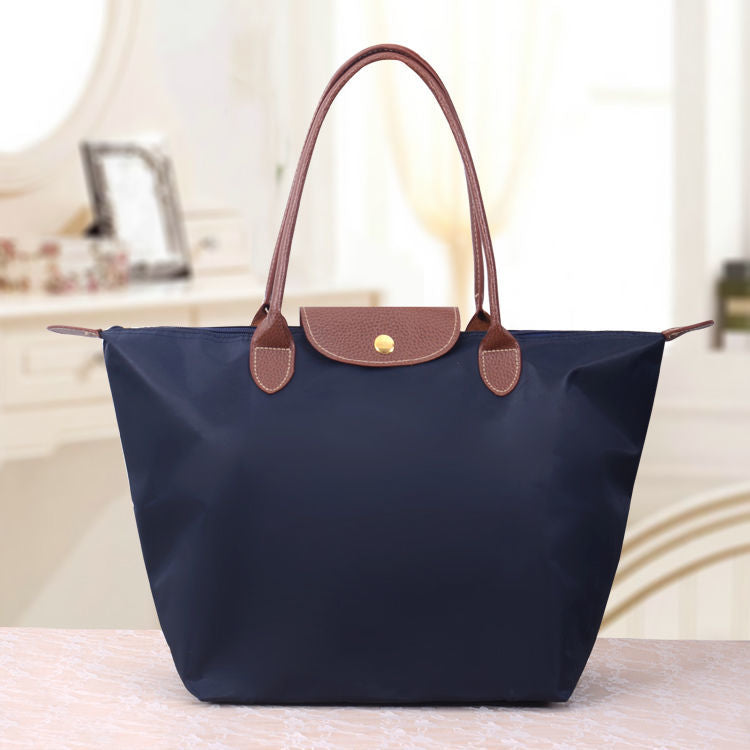 Oxford Shoulder Bag - Elegance and Functionality