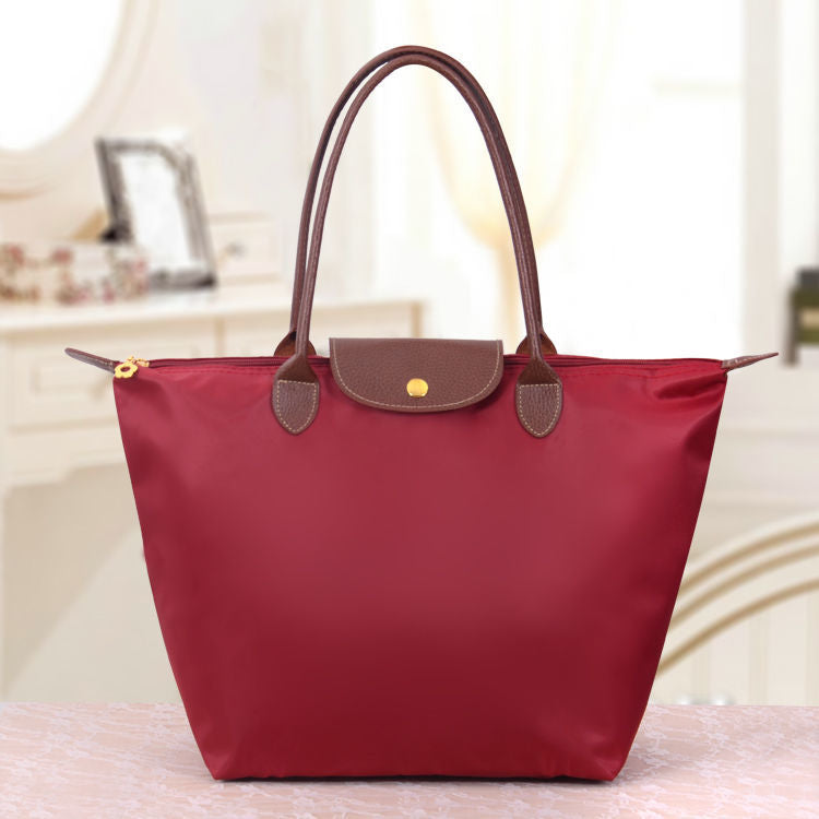 Oxford Shoulder Bag - Elegance and Functionality