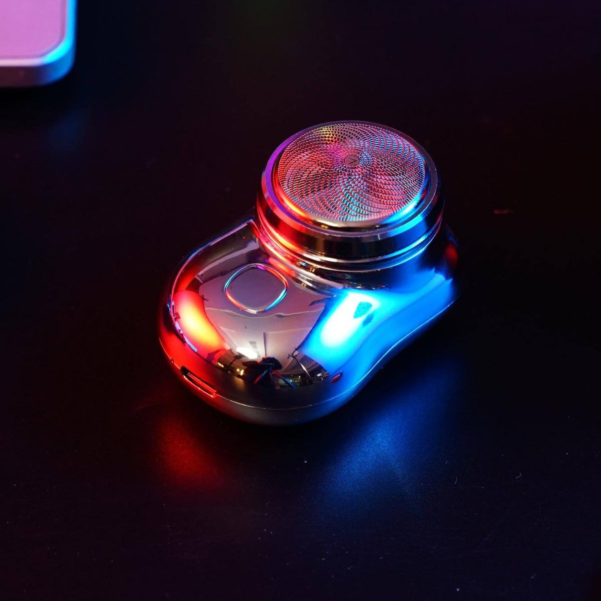 Rechargeable Mini Electric Shaver
