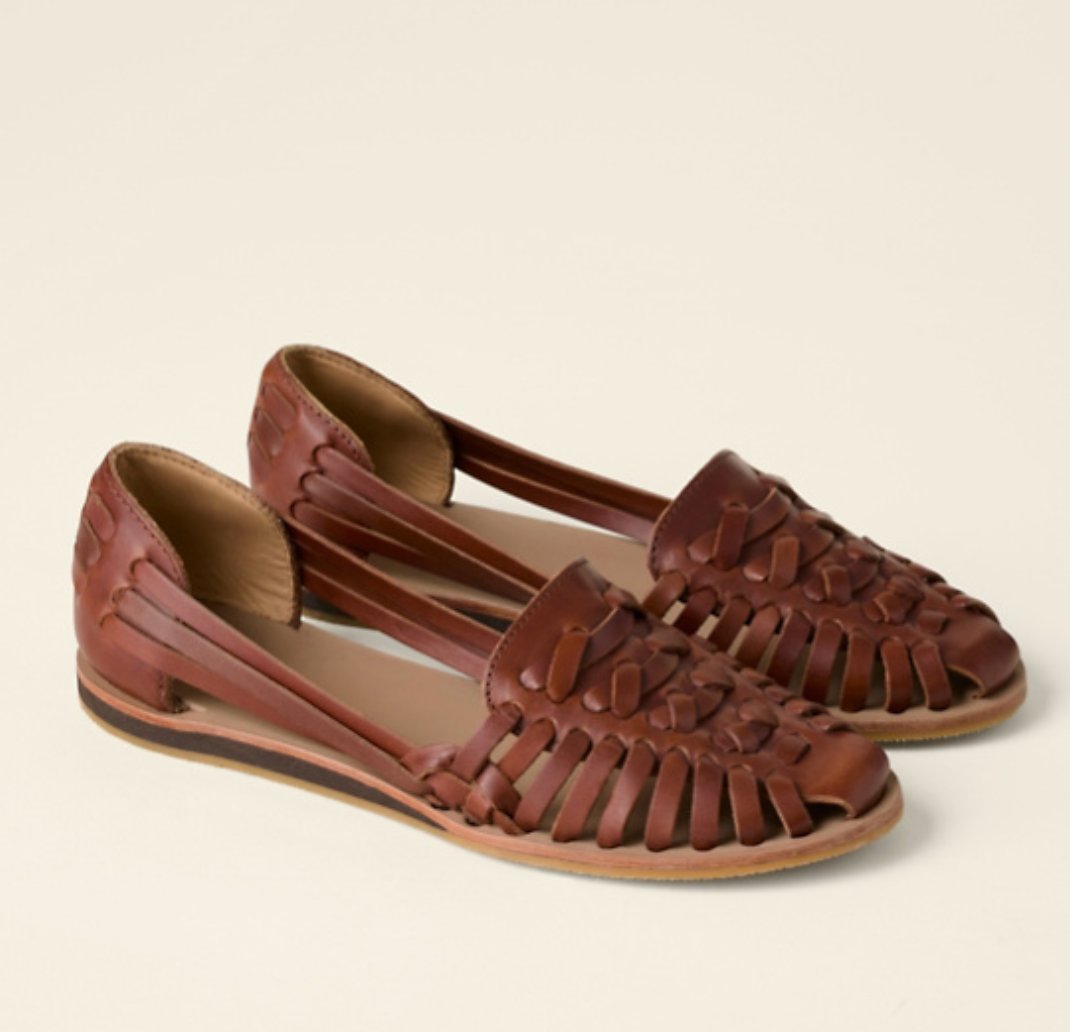 Women's Closed-Toe Flat Sandals