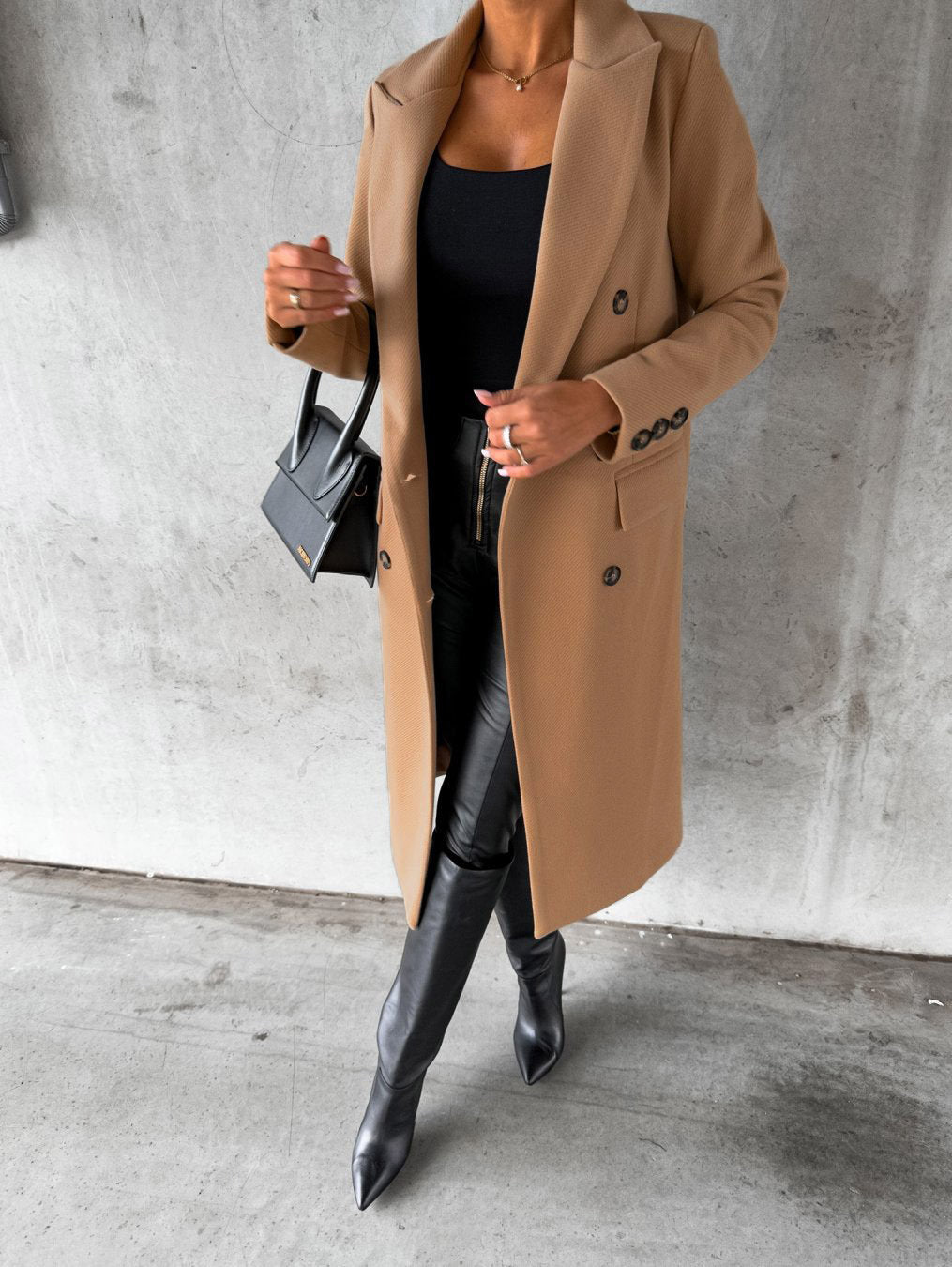 Women's Elegant and Comfortable Long Coat