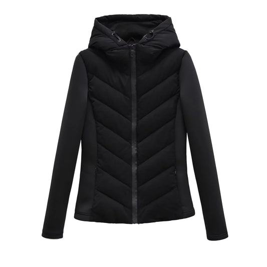 Women's Lightweight Quilted Winter Jacket with Hood and Hidden Pockets