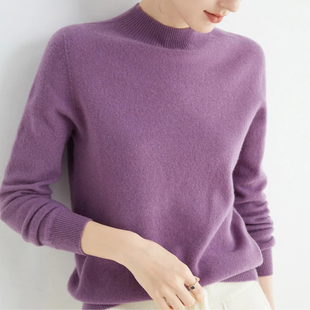 Women's Sweater - Luxurious, Soft Autumn Sweater